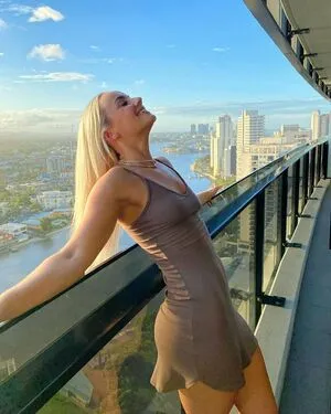Mikalah Burgess OnlyFans Leaked Free Thumbnail Picture - #ORL9CowGtm