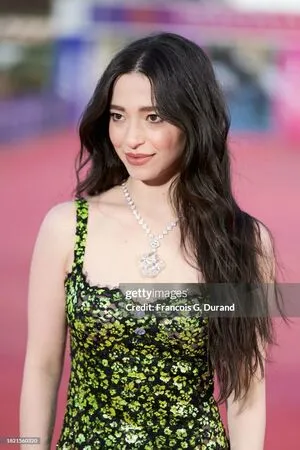 Mikey Madison OnlyFans Leaked Free Thumbnail Picture - #1S8ZR8k0FB