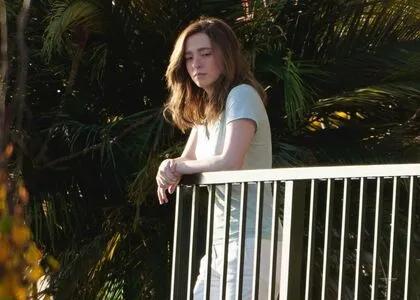 Mikey Madison OnlyFans Leaked Free Thumbnail Picture - #1jWGV6XQpg