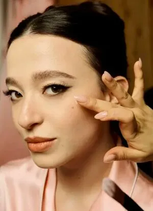 Mikey Madison OnlyFans Leaked Free Thumbnail Picture - #5JMtV3aMWV