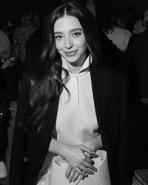 Mikey Madison OnlyFans Leaked Free Thumbnail Picture - #cUDycCBtEi