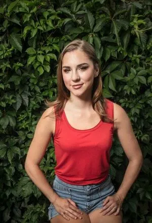 Mikhaila Peterson OnlyFans Leaked Free Thumbnail Picture - #0lN2spnyju