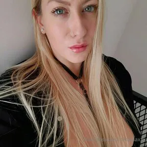 Mikhelaxxx OnlyFans Leaked Free Thumbnail Picture - #2BrygkIjkf
