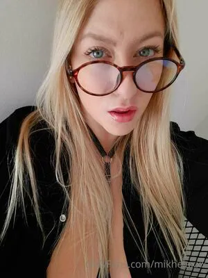 Mikhelaxxx OnlyFans Leaked Free Thumbnail Picture - #QugboWQ1Mt
