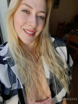 Mikhelaxxx OnlyFans Leaked Free Thumbnail Picture - #RU9hbQljp8