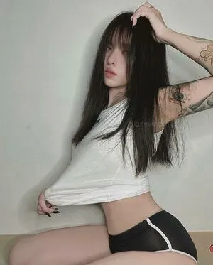 Mikoqiqi OnlyFans Leaked Free Thumbnail Picture - #KeEVenKSbo