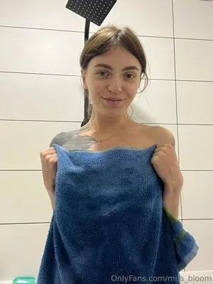 Mila Bloom OnlyFans Leaked Free Thumbnail Picture - #K11xqVN3og