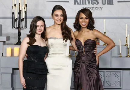 Mila Kunis OnlyFans Leaked Free Thumbnail Picture - #1bQezIdbYq