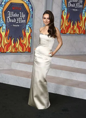 Mila Kunis OnlyFans Leaked Free Thumbnail Picture - #DqlPjfiG22