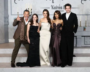 Mila Kunis OnlyFans Leaked Free Thumbnail Picture - #K1f4IxipQF