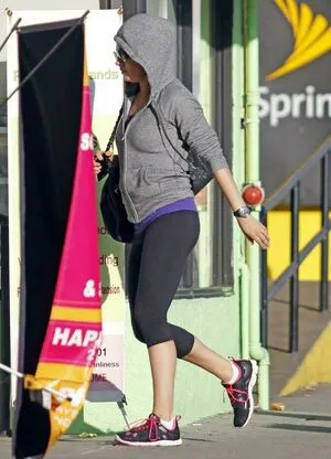 Mila Kunis OnlyFans Leaked Free Thumbnail Picture - #RjMwLR0640