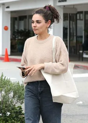 Mila Kunis OnlyFans Leaked Free Thumbnail Picture - #qSYZZ1NGV5