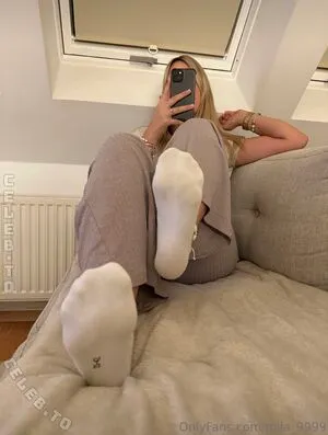 Mila Leather Socks OnlyFans Leaked Free Thumbnail Picture - #AOtwMUlzpt