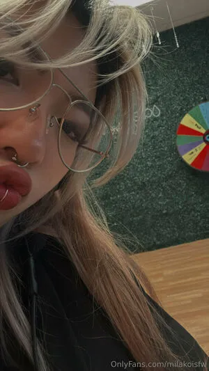 Milakoisfw OnlyFans Leaked Free Thumbnail Picture - #FAS0lQWors