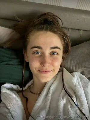Milana Moor OnlyFans Leaked Free Thumbnail Picture - #1KDbBfiutH
