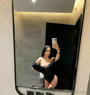 Milana Moor OnlyFans Leaked Free Thumbnail Picture - #4FnYxD7xQ6