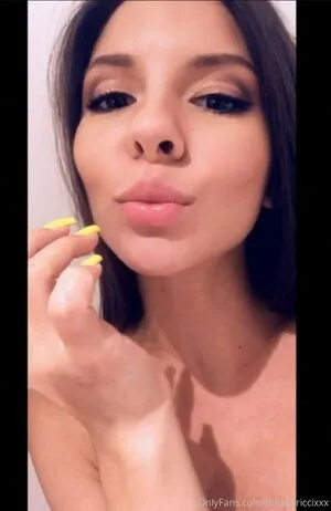 Milanariccixxx OnlyFans Leaked Free Thumbnail Picture - #0YT9vktVfk