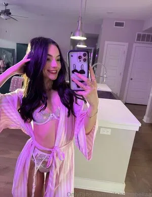 Milanmirabellaa OnlyFans Leaked Free Thumbnail Picture - #MlbhrOeVHF