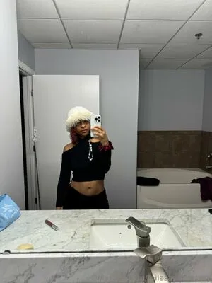 Milasapothecary OnlyFans Leaked Free Thumbnail Picture - #Qx9dH5yYTh