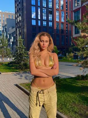 Milash Hub OnlyFans Leaked Free Thumbnail Picture - #UeHk27yH3H
