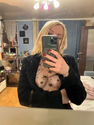 Milavy OnlyFans Leaked Free Thumbnail Picture - #C9QiGiXRNO