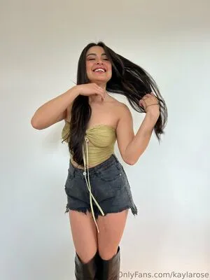 Milele OnlyFans Leaked Free Thumbnail Picture - #rwoDFfnCU6