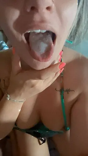 Milena Close OnlyFans Leaked Free Thumbnail Picture - #hLZC4K49iw