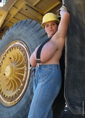 Milena Velba OnlyFans Leaked Free Thumbnail Picture - #9AVNg3o4v1