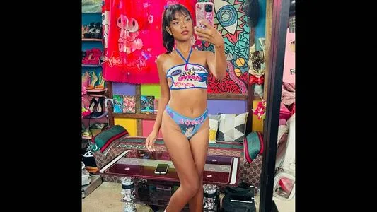 Milesha OnlyFans Leaked Free Thumbnail Picture - #8H2DlxPe0X