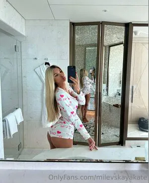 Milevskate OnlyFans Leaked Free Thumbnail Picture - #9Q8Ey5G4zw