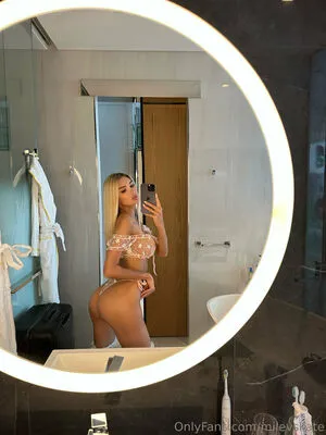 Milevskate OnlyFans Leaked Free Thumbnail Picture - #oanNFOUBft