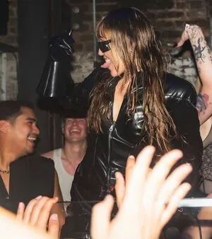 Miley Cyrus OnlyFans Leaked Free Thumbnail Picture - #1zMaDj8hyh
