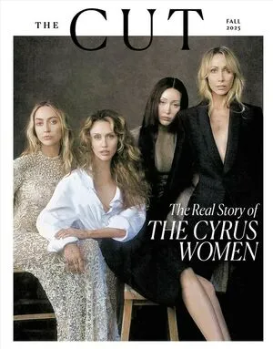 Miley Cyrus OnlyFans Leaked Free Thumbnail Picture - #2UVGca78Pb