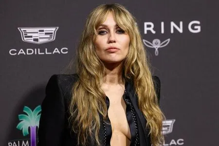 Miley Cyrus OnlyFans Leaked Free Thumbnail Picture - #48n2rSiWBO