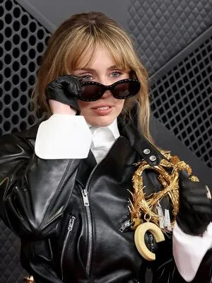 Miley Cyrus OnlyFans Leaked Free Thumbnail Picture - #5e9oqy4zyY