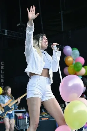 Miley Cyrus OnlyFans Leaked Free Thumbnail Picture - #5un6o3HtwN