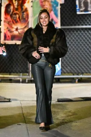 Miley Cyrus OnlyFans Leaked Free Thumbnail Picture - #64ayHWxsdv