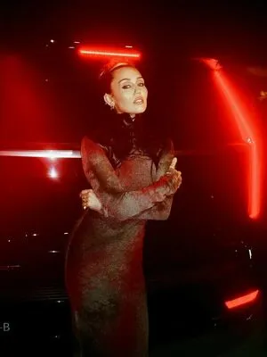 Miley Cyrus OnlyFans Leaked Free Thumbnail Picture - #6GOhGq0bCr