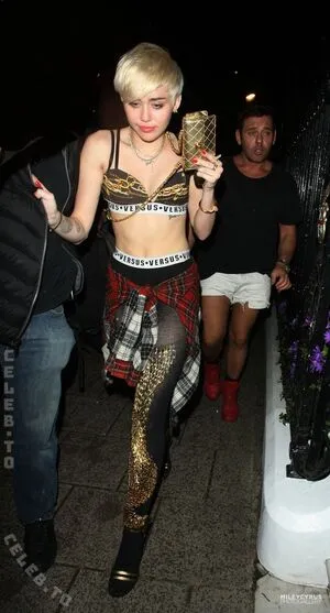 Miley Cyrus OnlyFans Leaked Free Thumbnail Picture - #6gXQIRVhQd