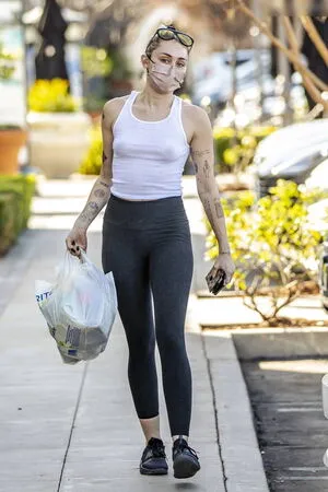 Miley Cyrus OnlyFans Leaked Free Thumbnail Picture - #AbIe90RHtJ