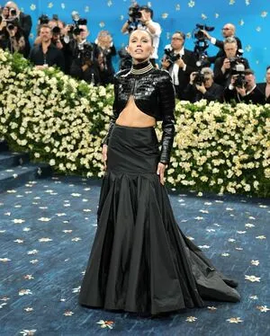 Miley Cyrus OnlyFans Leaked Free Thumbnail Picture - #AiBij3e4rr