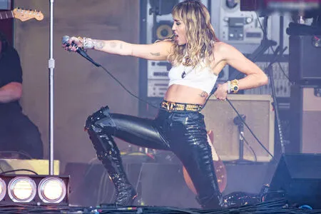 Miley Cyrus OnlyFans Leaked Free Thumbnail Picture - #BT5i5x8gtM