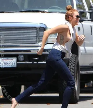 Miley Cyrus OnlyFans Leaked Free Thumbnail Picture - #BgdkJValqH