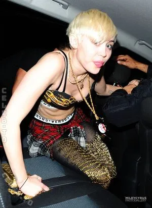 Miley Cyrus OnlyFans Leaked Free Thumbnail Picture - #Bp06gH3aqj