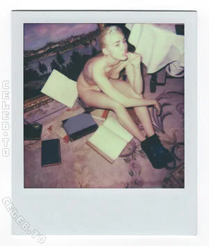 Miley Cyrus OnlyFans Leaked Free Thumbnail Picture - #G4DoCfhVzl