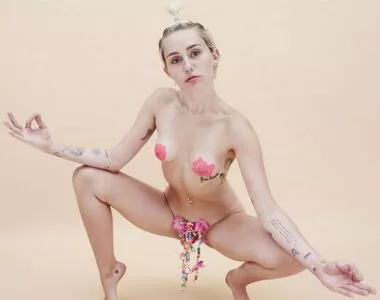 Miley Cyrus OnlyFans Leaked Free Thumbnail Picture - #G6fTRtZjeb