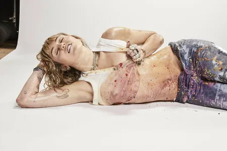 Miley Cyrus OnlyFans Leaked Free Thumbnail Picture - #HG1GN2qMHQ