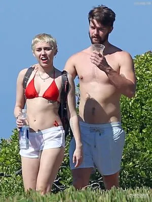Miley Cyrus OnlyFans Leaked Free Thumbnail Picture - #ISF8aNqRaU