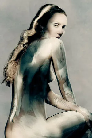 Miley Cyrus OnlyFans Leaked Free Thumbnail Picture - #LMoEsGugCU