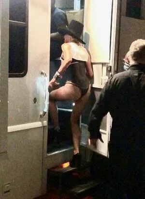 Miley Cyrus OnlyFans Leaked Free Thumbnail Picture - #Mr23EV9ouL
